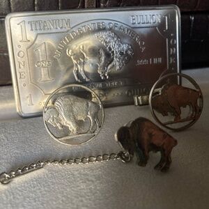 Vintage Buffalo Nickel Cufflinks & Buffalo Tie Pin set
